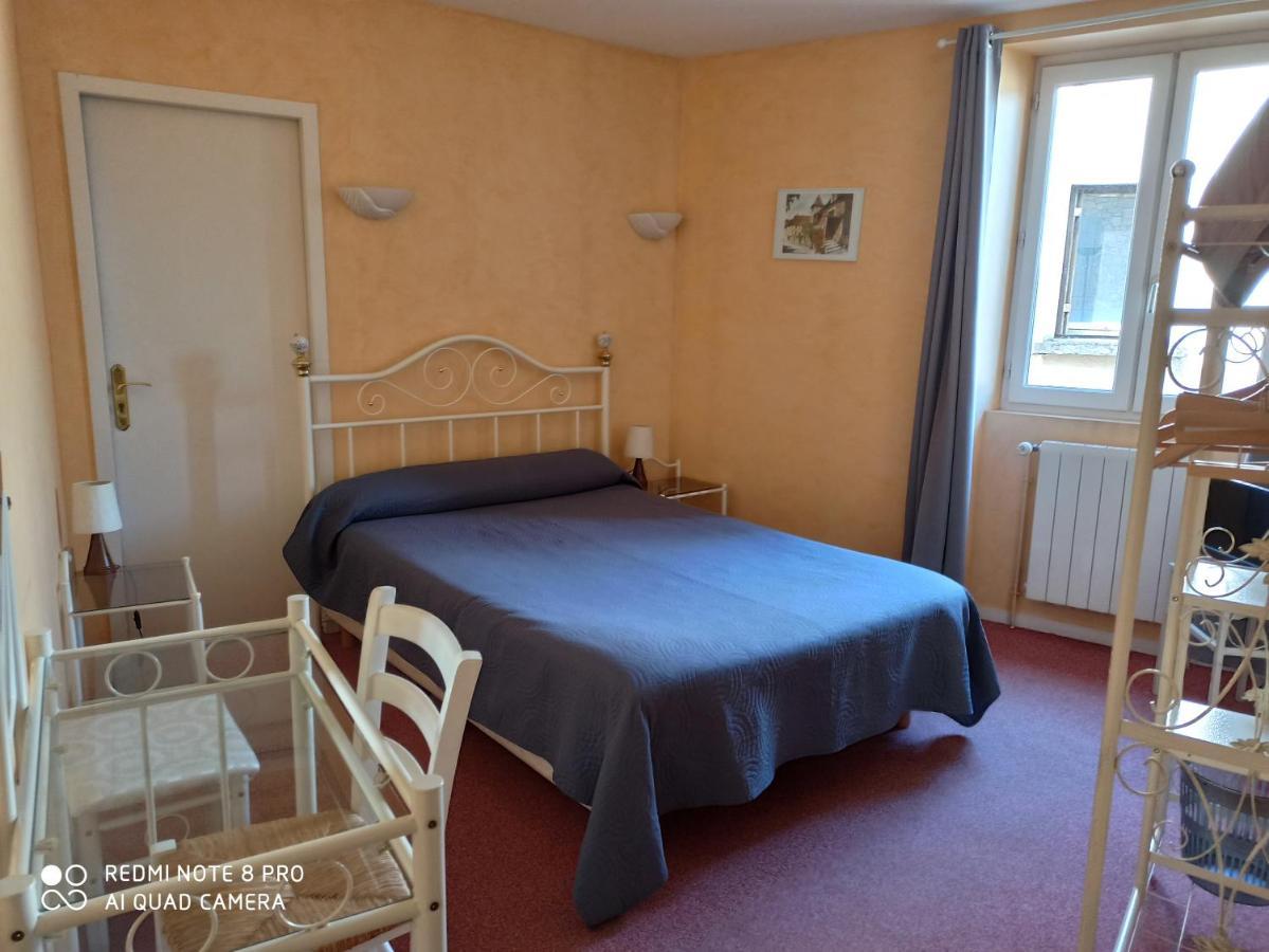 Hotel Auberge De La Nauze Sagelat Екстер'єр фото