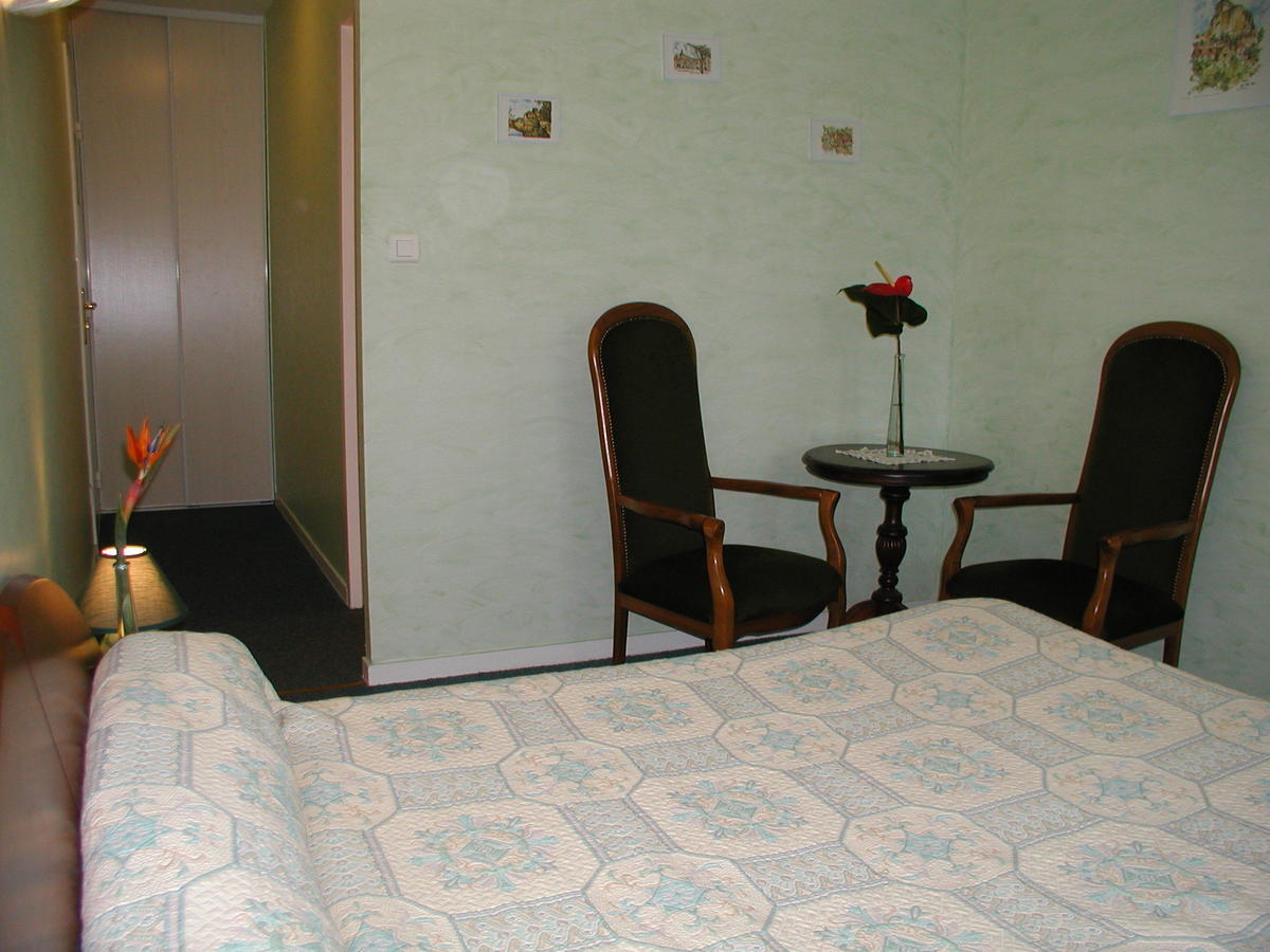 Hotel Auberge De La Nauze Sagelat Номер фото