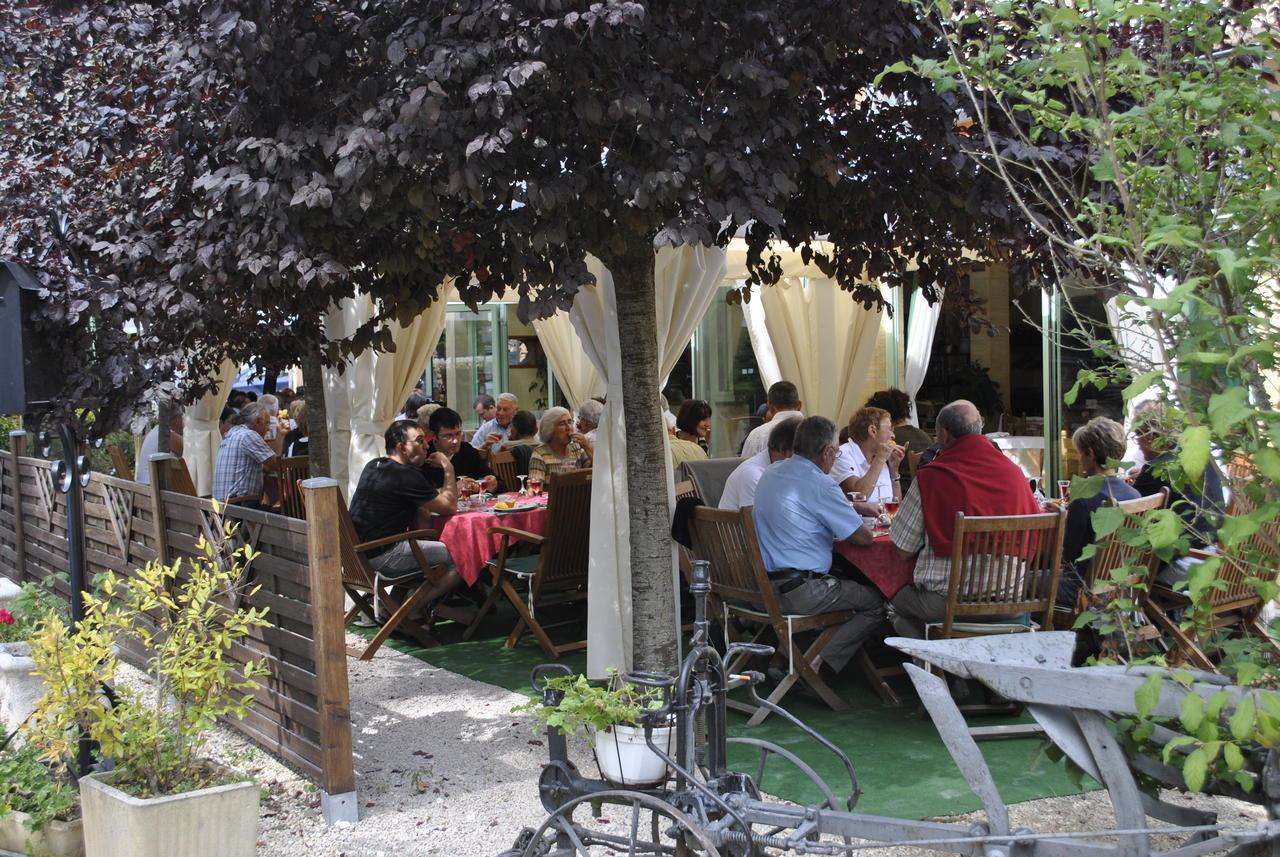 Hotel Auberge De La Nauze Sagelat Екстер'єр фото